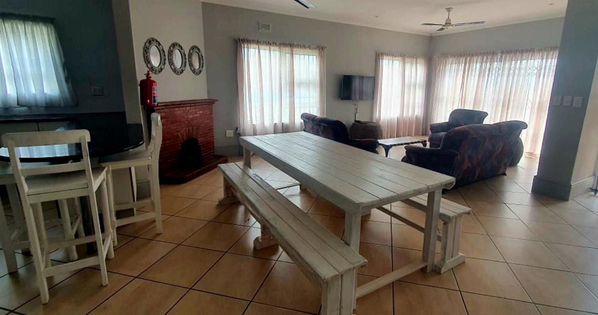 Point Village Hotel And Self Catering Mossel Bay Exterior photo